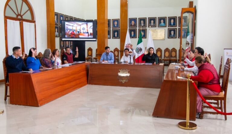 Aprueban en Sesión de Cabildo presupuesto de fondo fijo para Tesorería y avance de obras