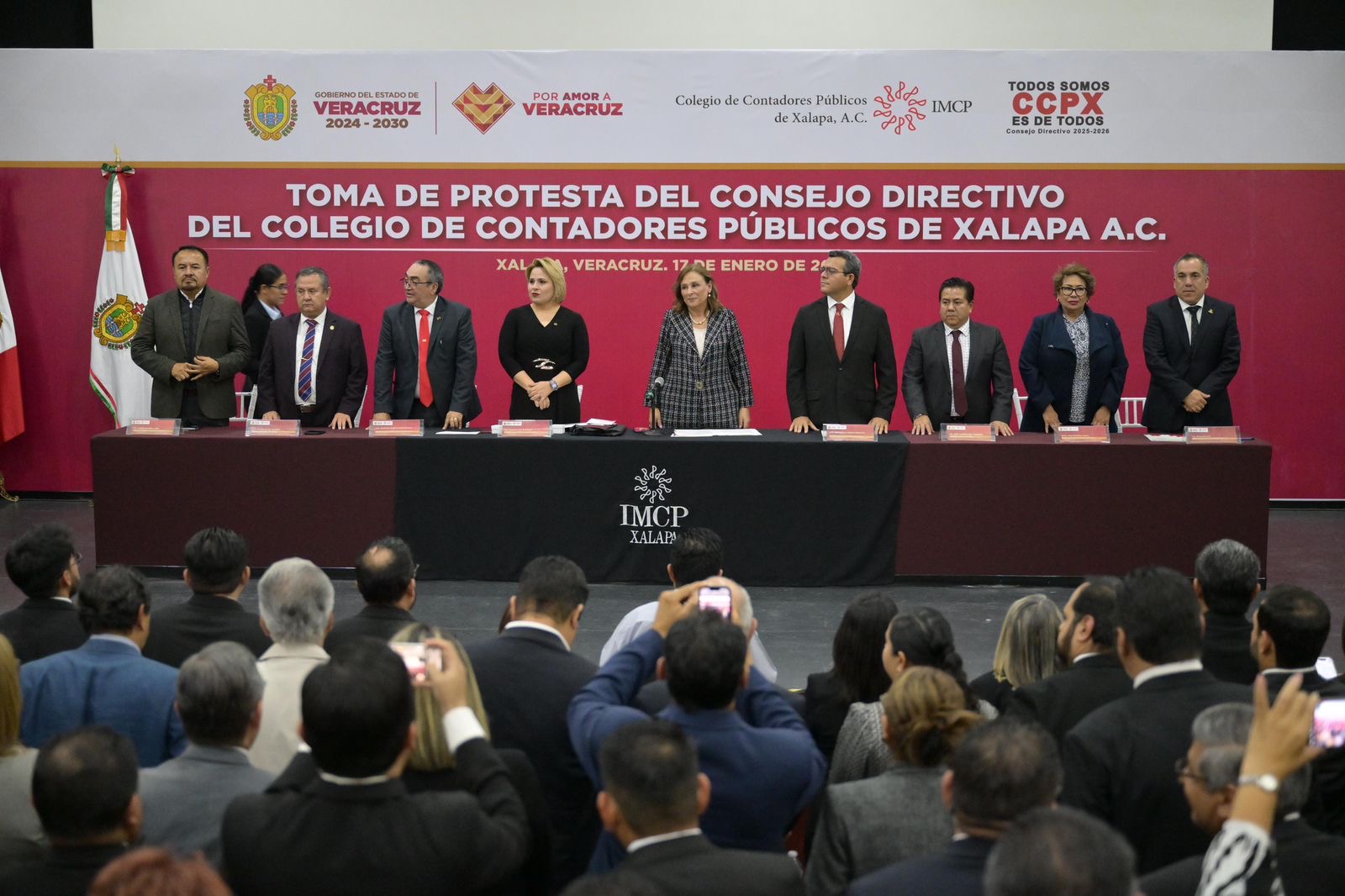 Rocío Nahle ratifica compromiso con la transparencia y rendición de cuentas