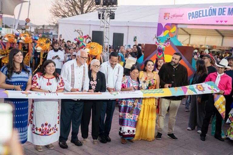 Veracruz engalana la apertura de la Feria Nayarit 2025