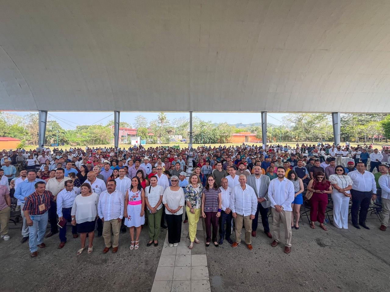 Realizan Encuentro Estatal de Cooperativismo en Papantla