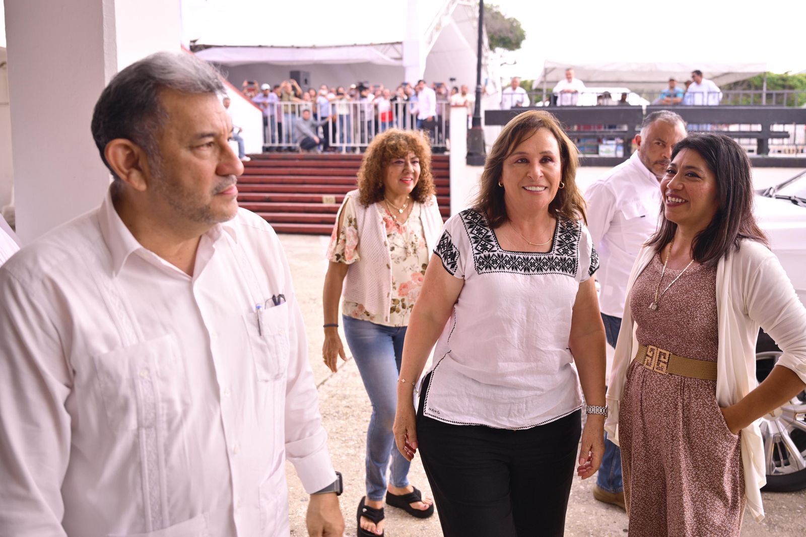 Con las y los maestros mi compromiso es muy grande: gobernadora Rocío Nahle